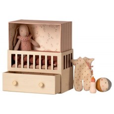 Tremmeseng m/ pige babykanin - Maileg