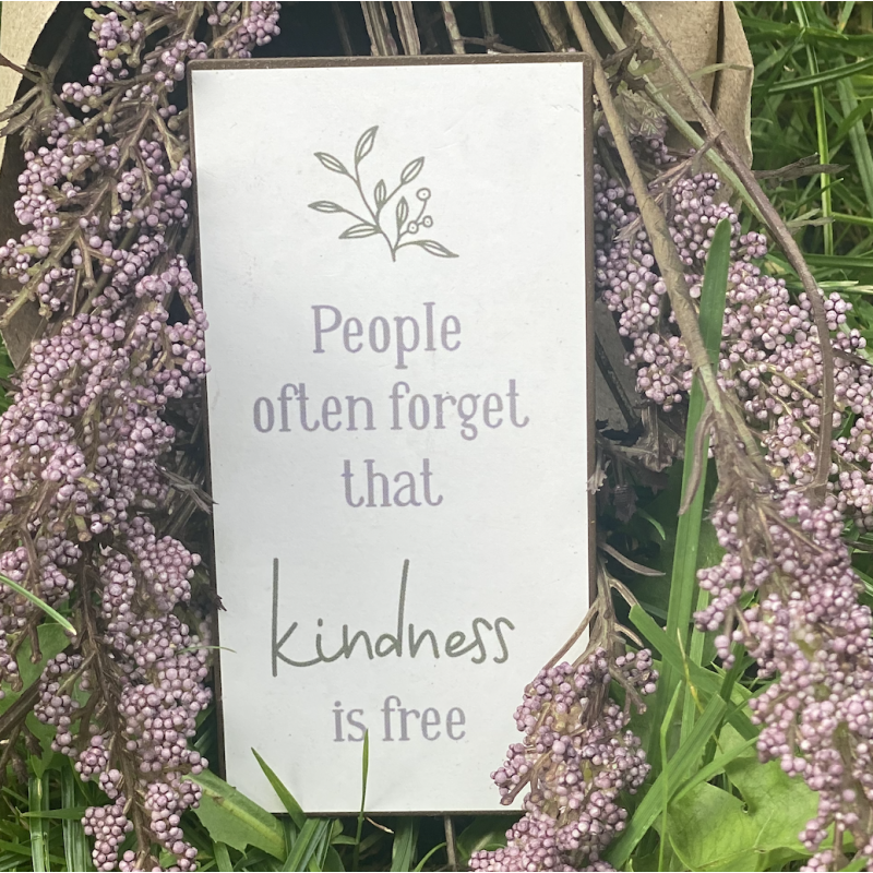 Billede af Magnet "People often forget that kindness is free" - Ib Laursen