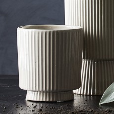 Potte / skjuler "Oxna" sandfarvet - Nordal H: 16 cm