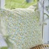 Pudebetræk lysegrøn m/ gule og blå blomster - Ib Laursen 60x60
