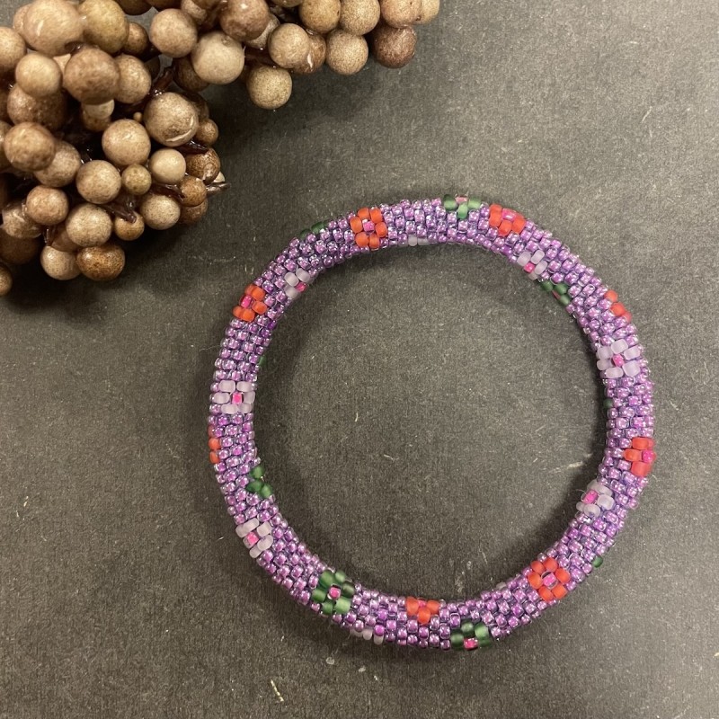 Billede af Nepali armbånd lilla m/ blomster