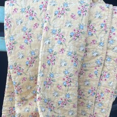 Quilt / Vattæppe "Emma" XXX m/ blomster - Au Maison 140x180
