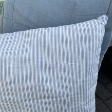 Pudebetræk "Ethnic" m/ lyseblå striber - Au Maison - 50x50