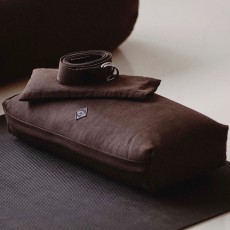 Yoga pude chokolade brun - Simple Days 20x40 cm