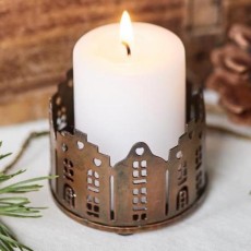 Fyrfadsstage m/ udstansede huse & rustfinish - Ib Laursen H: 4,2