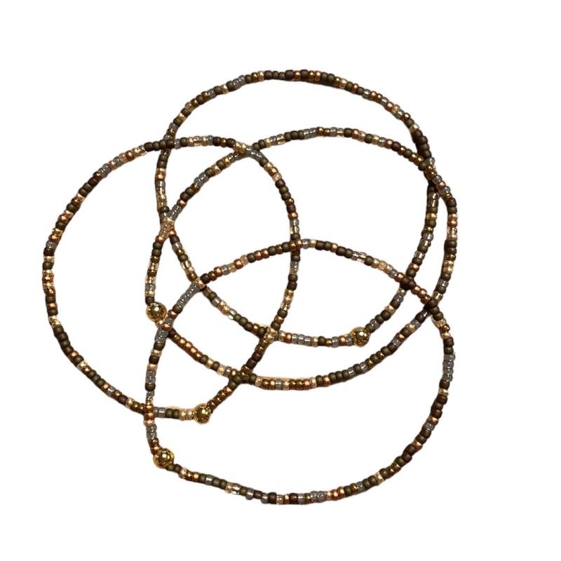 11: Armbånd Unika - Friihof + Siig m/ gylden brune perler