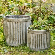 Skjuler metal sæt á 2 stk. m/ riller "Urban Garden" - Ib Laursen