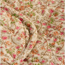 Quilt / Vattæppe beige m/ pastelfarvet blomster - Ib Laursen 130x180