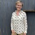 Skjorte "KendraSZ" råhvid m/ sort broderet mønster - Saint Tropez