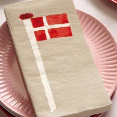 Servietter m/ Dannebrog på flagstang - Ib Laursen 16 stk.