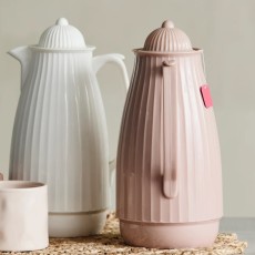 Termokande "Carvi" rosa - Nordal 1 ltr.