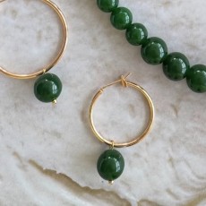 Øreringe - Friihof + Siig - guldbelagt "Malaysian green jade" m/ grøn perle - lille