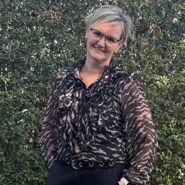 Skjorte "LiljaSZ" sort/brun dyreprint m/ lange ærmer - Saint Tropez