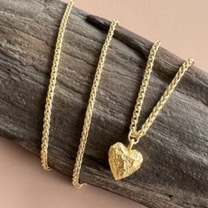 Halskæde m/ hjerte - Friihof + Siig - guldbelagt "hearth"