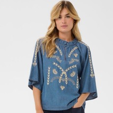 Bluse "OnayaSZ" blød denim m/ broderi - Saint Tropez
