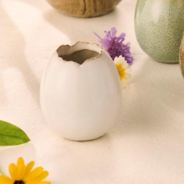 Vase hvid formet som et æg - Ib Laursen H: 6,5