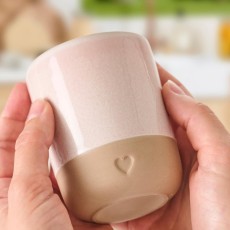 Krus u/ hank "Heart" og rosa glasering - Ib Laursen