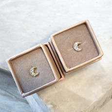 Ørestik "One Piece" - Friihof + Siig - guldbelagt "Moon"